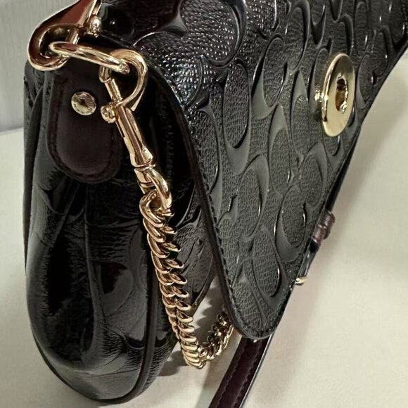 RUBY CROSSBODY IN SIGNATURE DEBOSSED PATENT LEATHER IMITATION GOLD - Picture 5 of 12